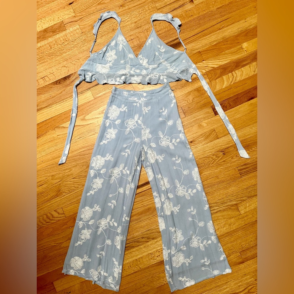 Sage the label matching set baby blue embroidered flowers. Top and bottom.